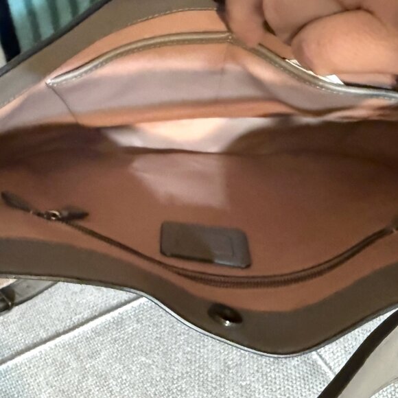 Coach Shoulder/Cross Body Bag Hobo X Large - NWT - Picture 5 of 7